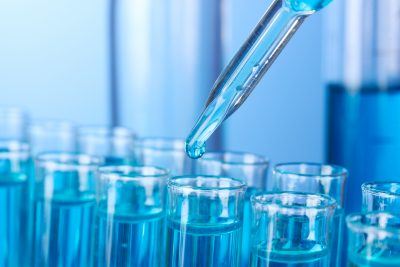 Crystal Water - zariadenia na výrobu demineralizovanej, deionizovanej a destilovanej vody pre lekárne a laboratóriá